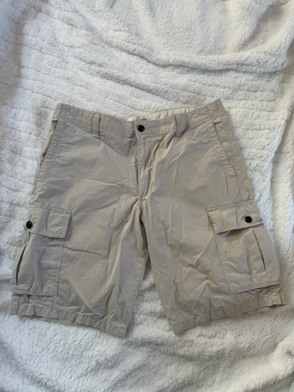 Dockers Men's Light Khaki Cargo Shorts